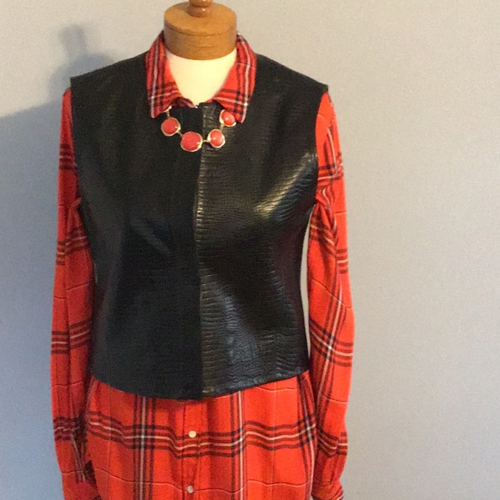 Sharon Young Genuine Leather vest crocodil…